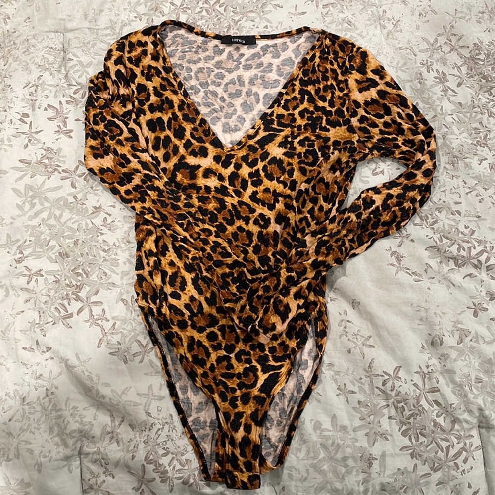 Leopard print body suit